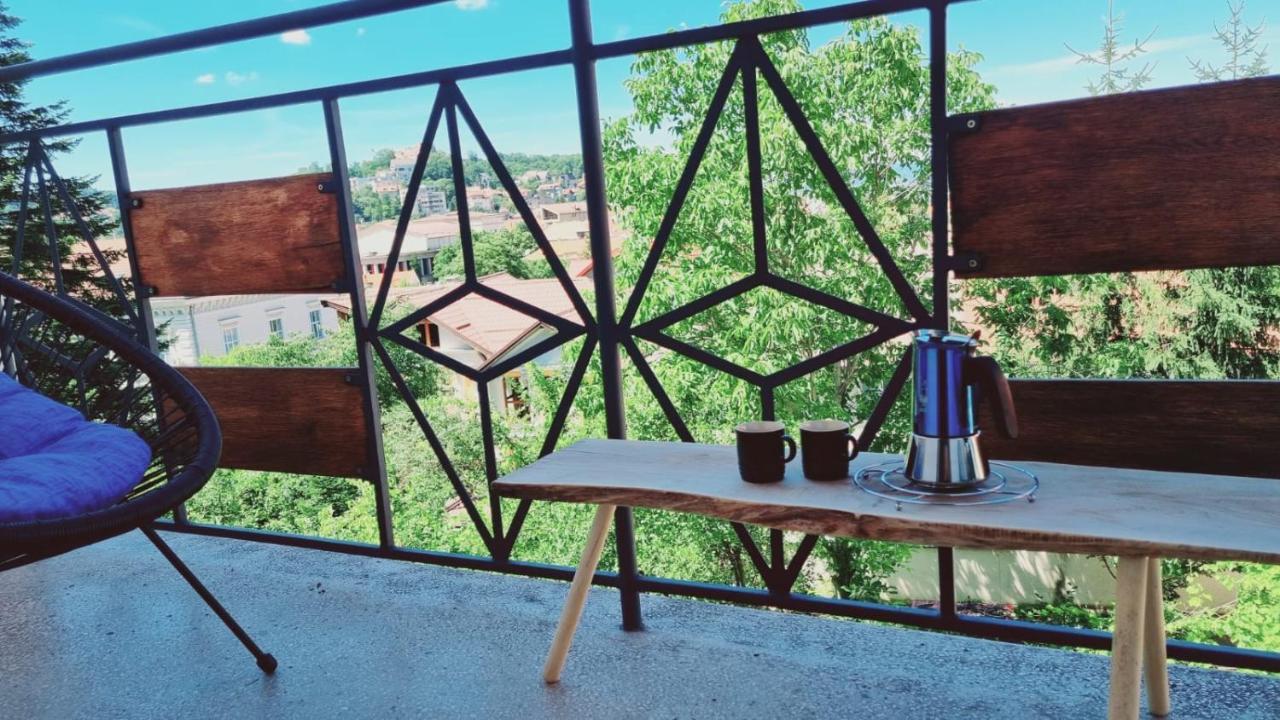 Central Apartment With City View Brassó Kültér fotó