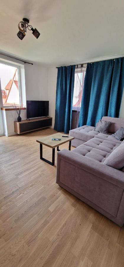 Central Apartment With City View Brassó Kültér fotó